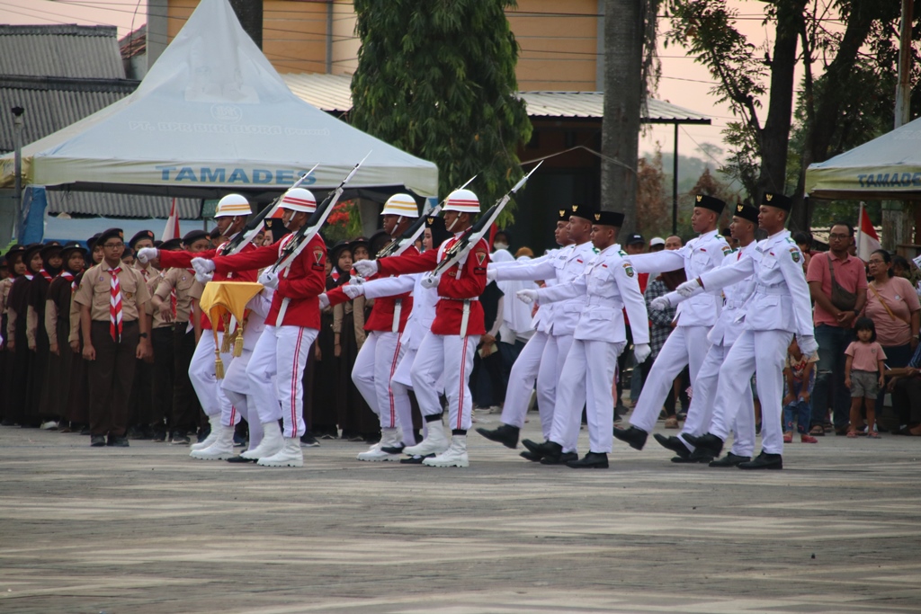 Dandim Blora Inspektur Upacara Penurunan Bendera Merah Putih